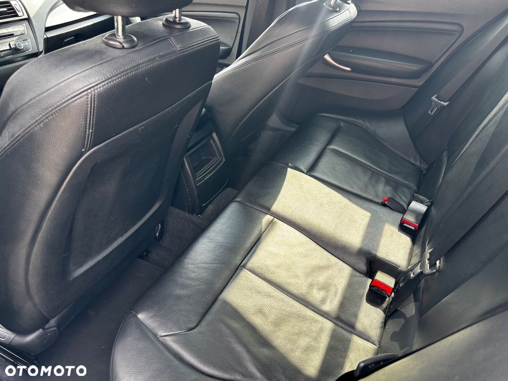 BMW Seria 1 116d DPF Edition Sport - 16