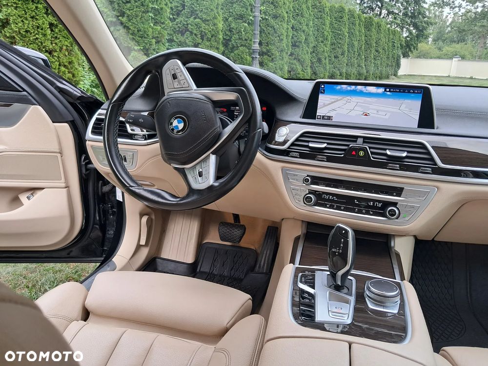 BMW Seria 7 - 7