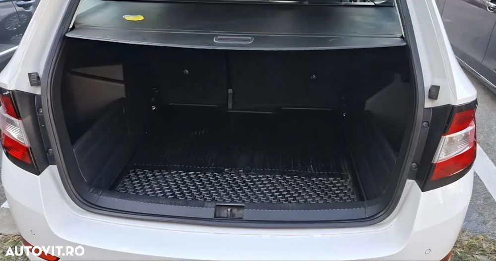 Skoda Fabia 1.0 TSI 95 CP Ambition - 10