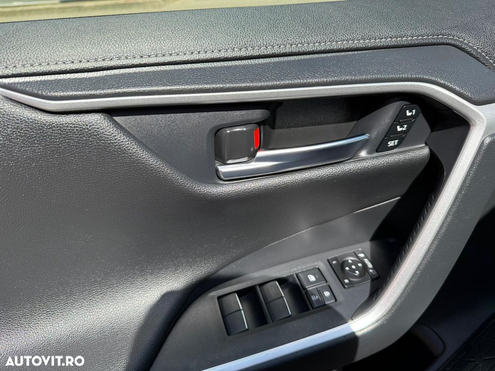 Toyota RAV4 2.5 VVT-iE 4x4 Luxury Premium - 25