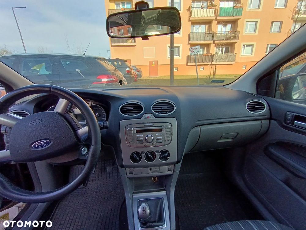 Ford Focus 1.6 Trend - 4