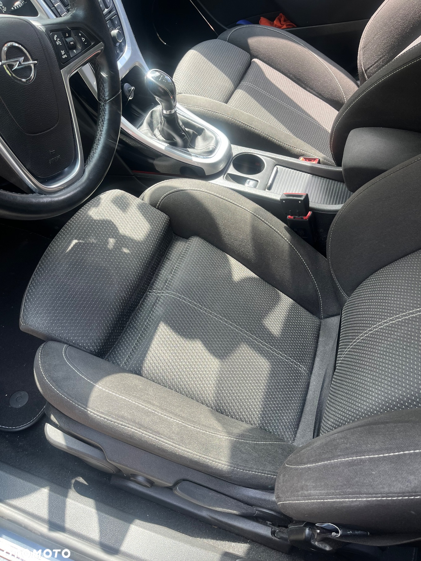 Opel Astra 1.4 Turbo Cosmo - 14