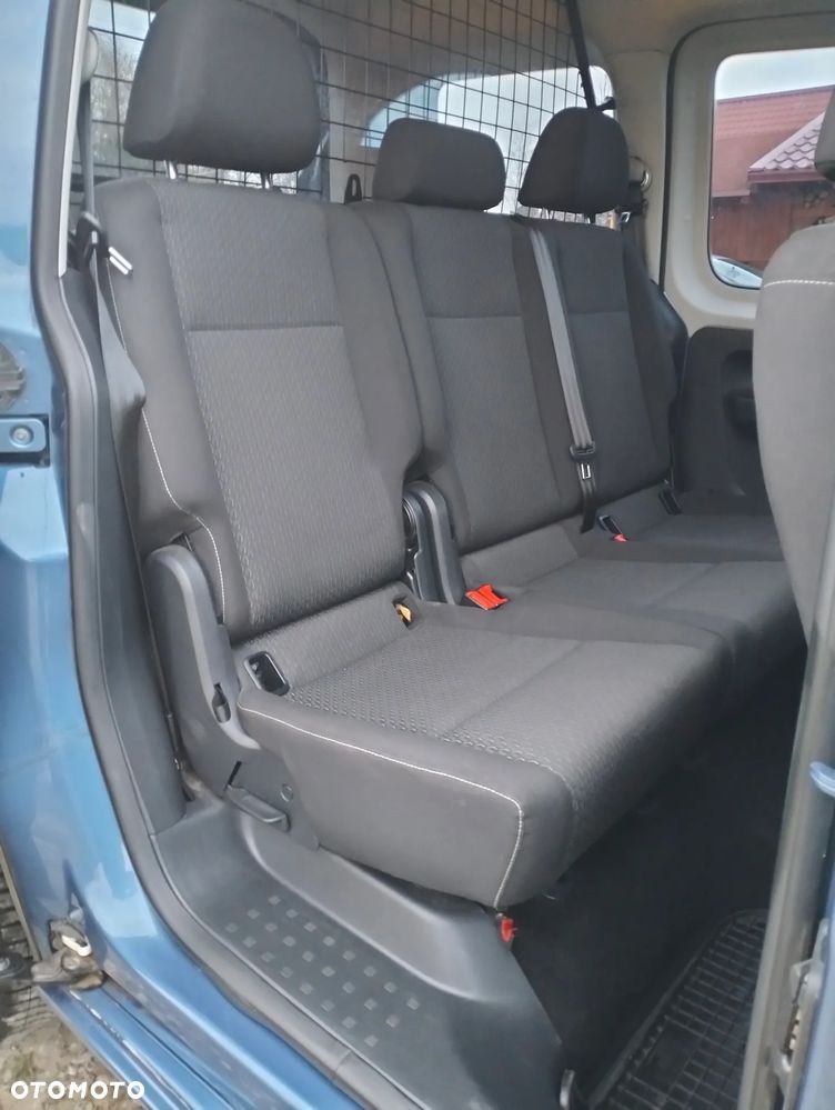 Volkswagen Caddy - 23