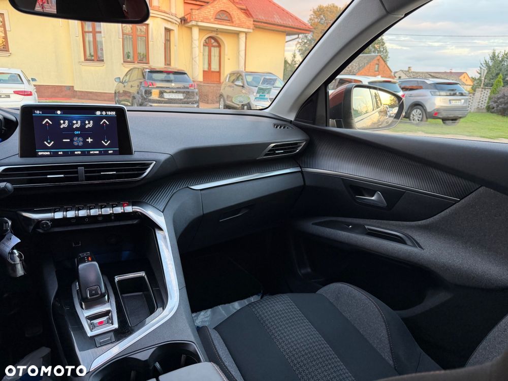 Peugeot 3008 BlueHDi 120 Stop & Start EAT6 Allure - 11