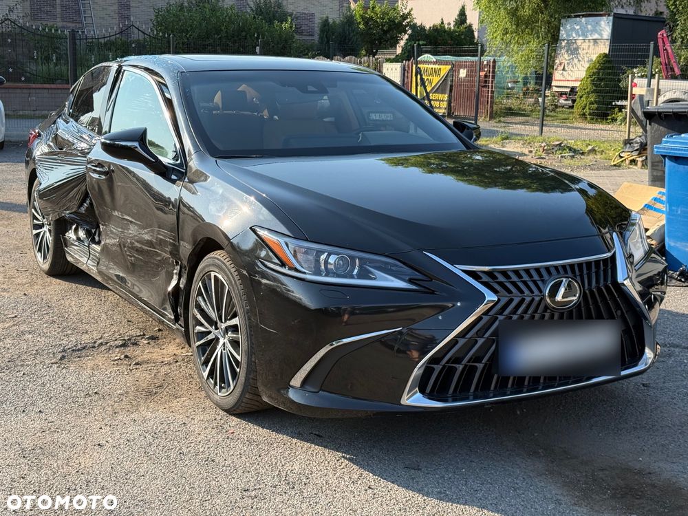 Lexus ES 300h Prestige - 7