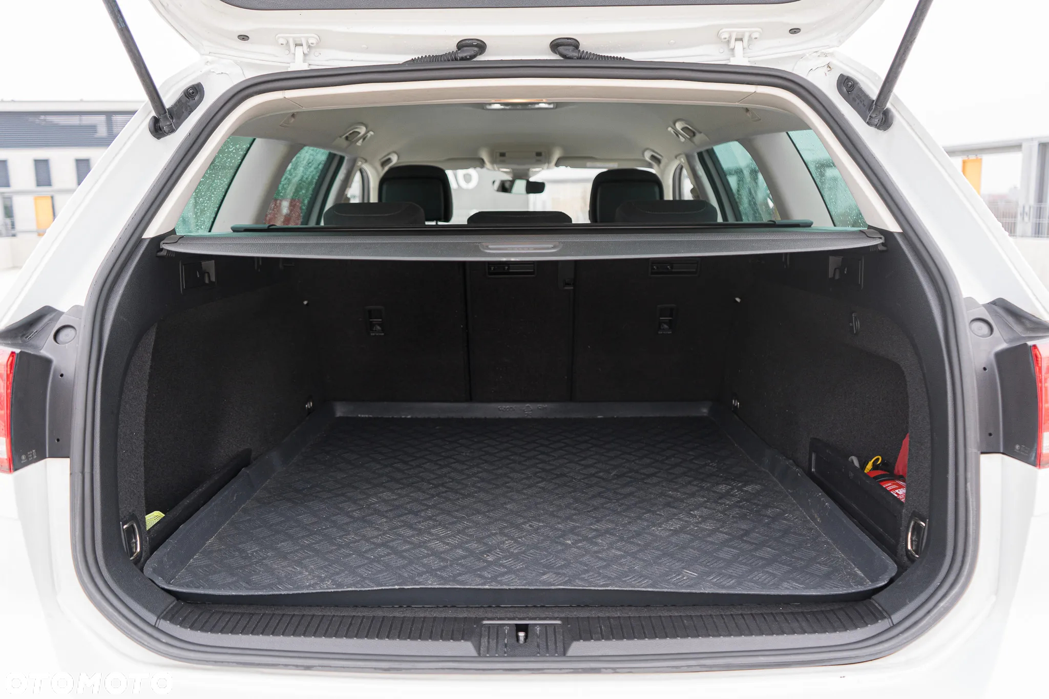 Volkswagen Passat 1.8 TSI BMT Comfortline DSG - 25