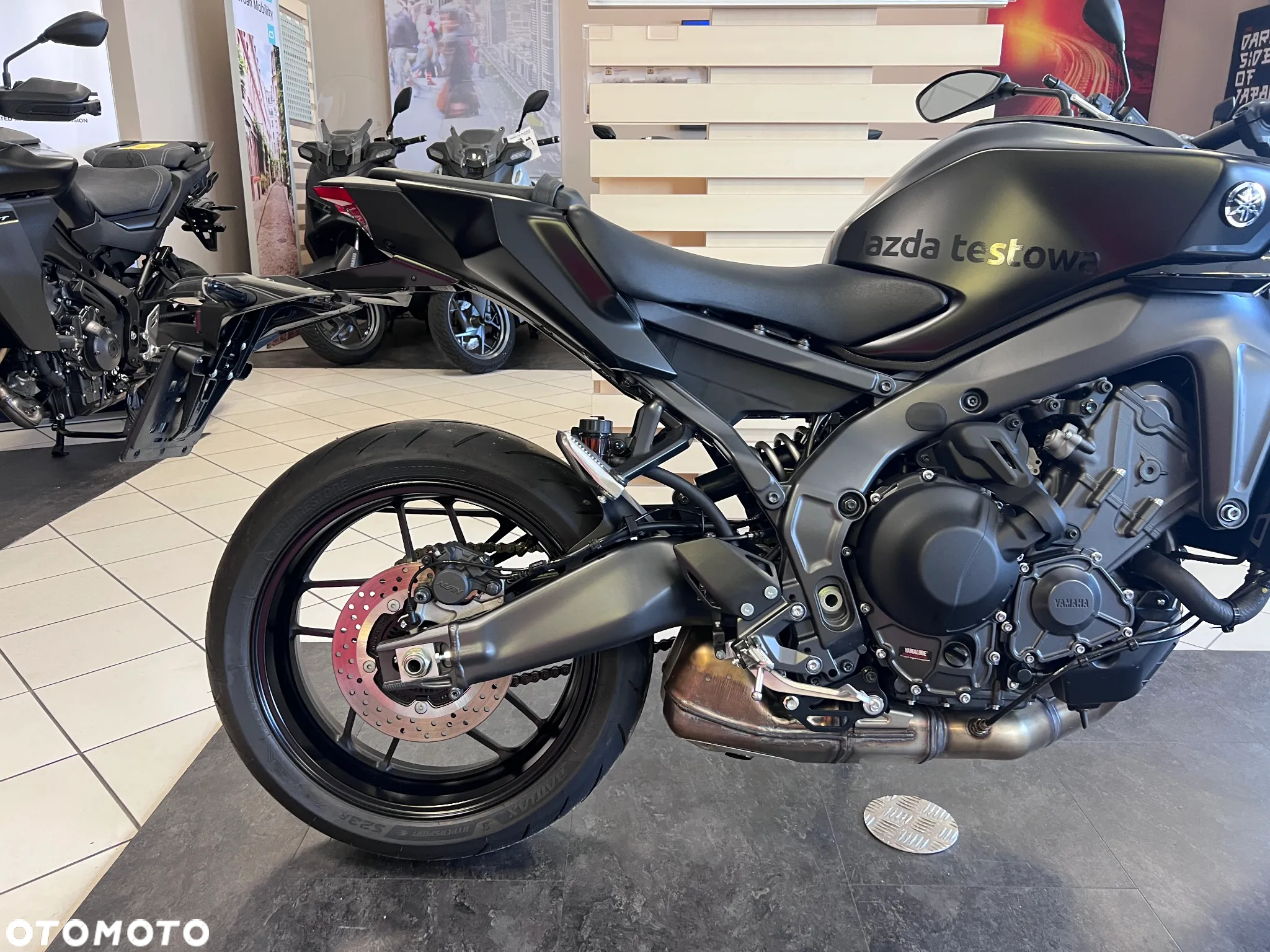 Yamaha MT - 4