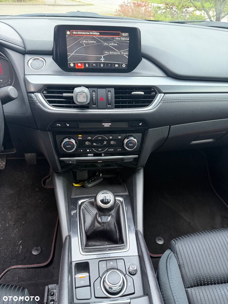 Mazda 6 2.0 Skybusiness - 23