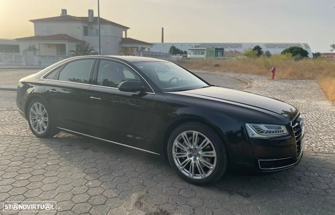 Audi A8 3.0 TDI V6 quattro Clean Diesel Exclusive - 9