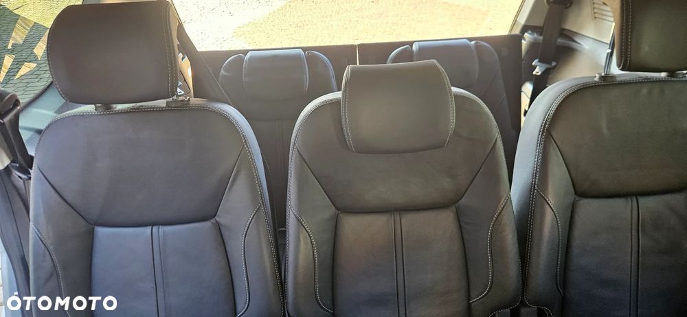 Ford S-Max 2.0 TDCi DPF Titanium - 12