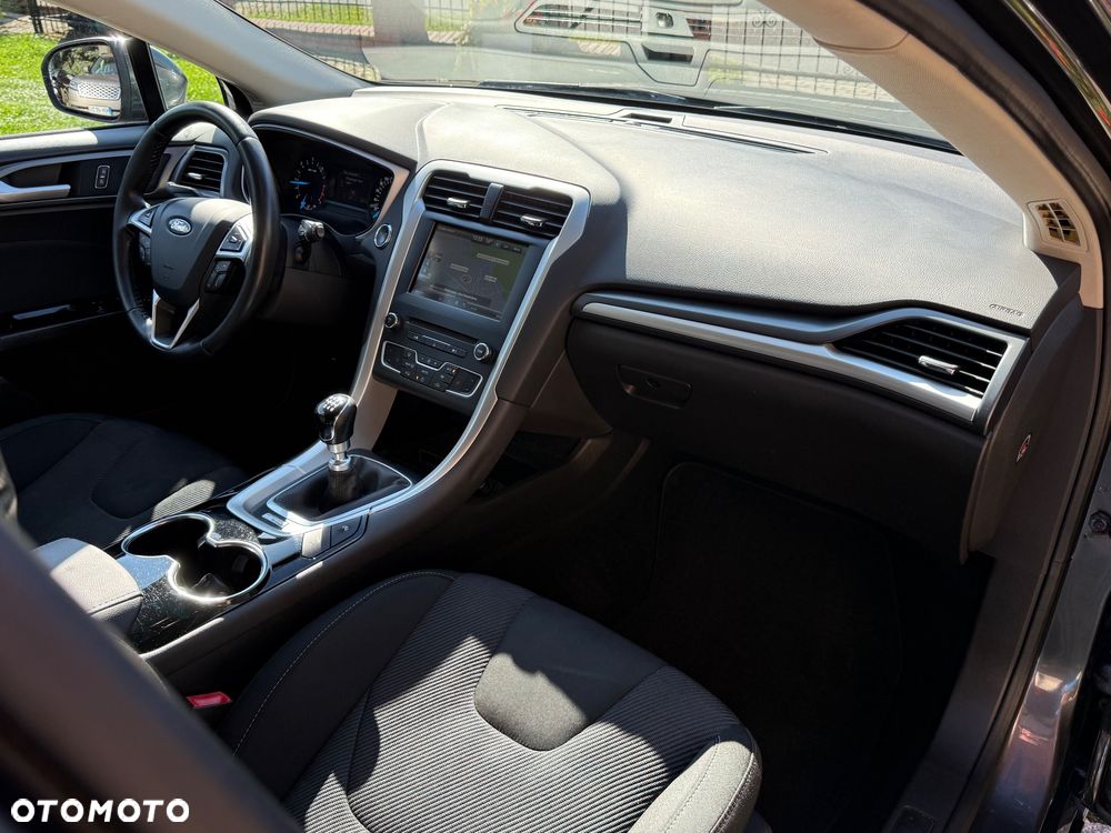 Ford Mondeo 2.0 TDCi Titanium - 20