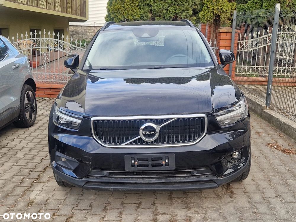 Volvo XC 40 D3 AWD Momentum Pro - 9