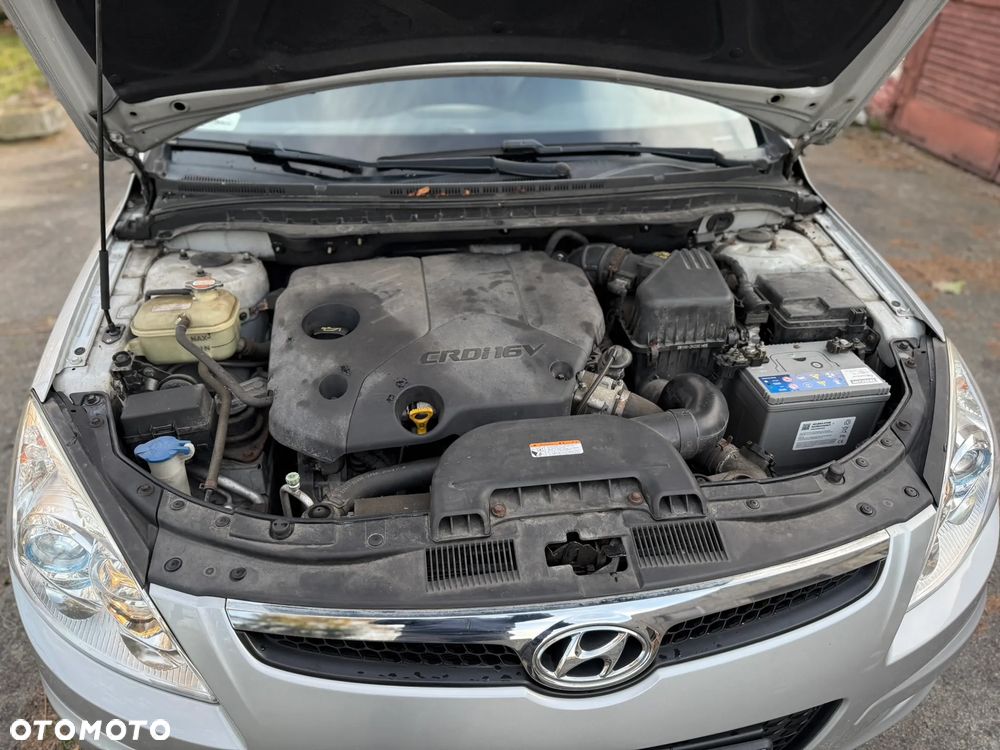 Hyundai i30 1.6 CRDi Comfort - 11