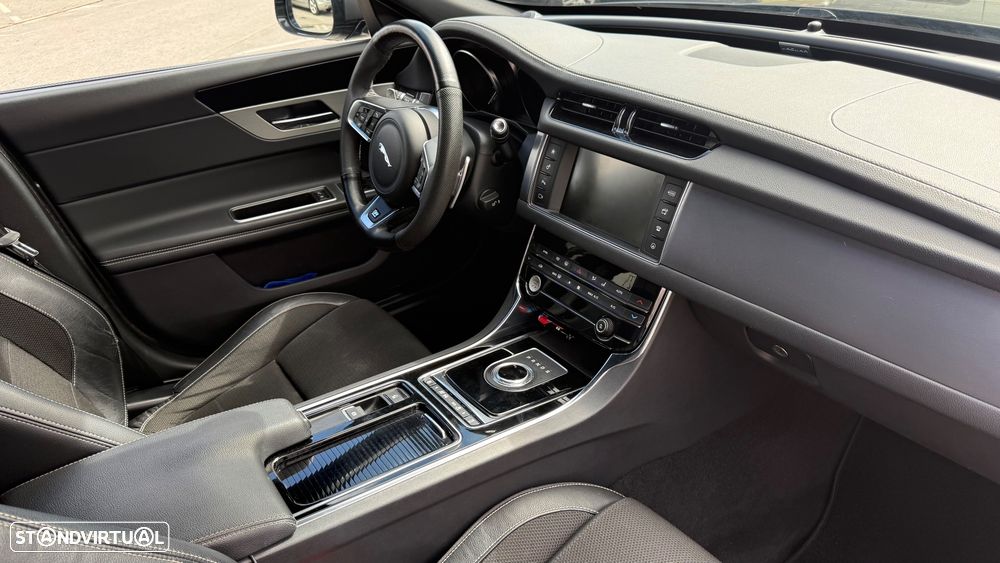 Jaguar XF Sportbrake 2.0 D R-Sport Aut. - 11