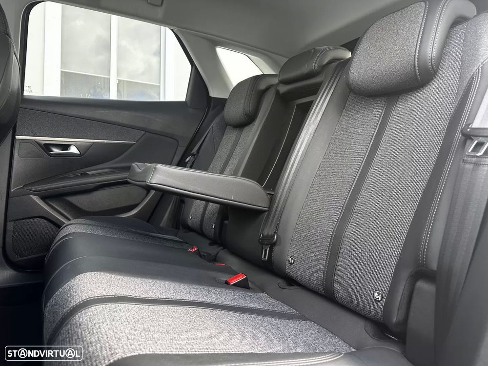 Peugeot 3008 PureTech 130 Stop & Start GPF EAT8 Allure - 9