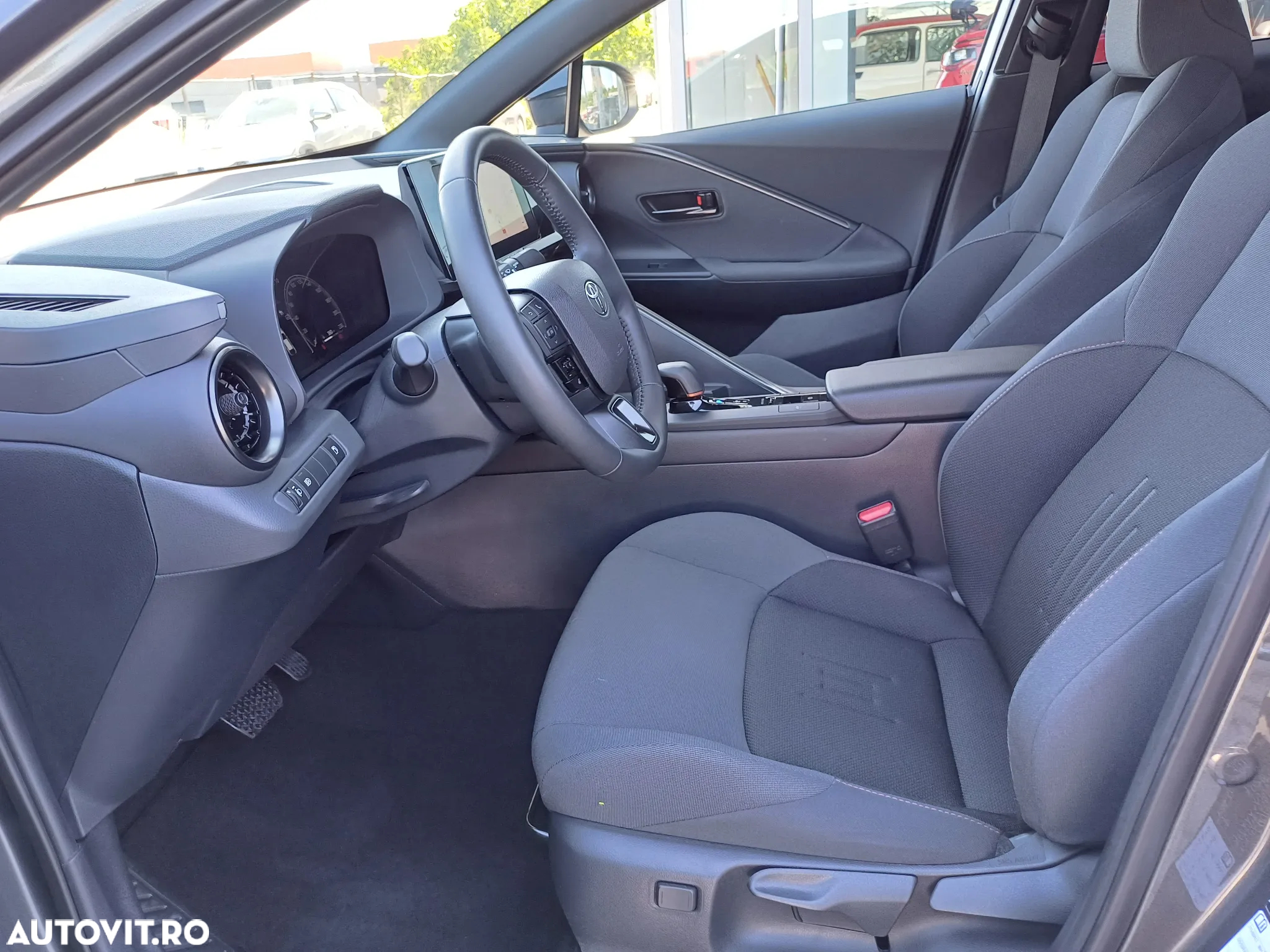 Toyota C-HR - 9