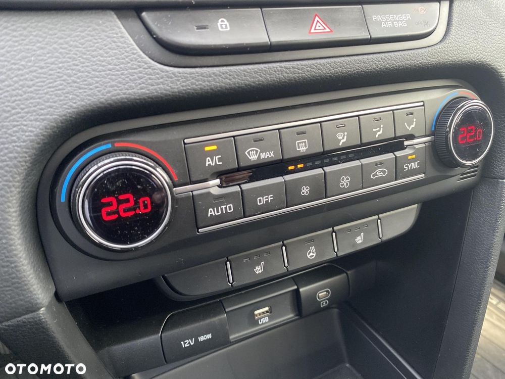 Kia XCeed 1.5 T-GDI M - 18