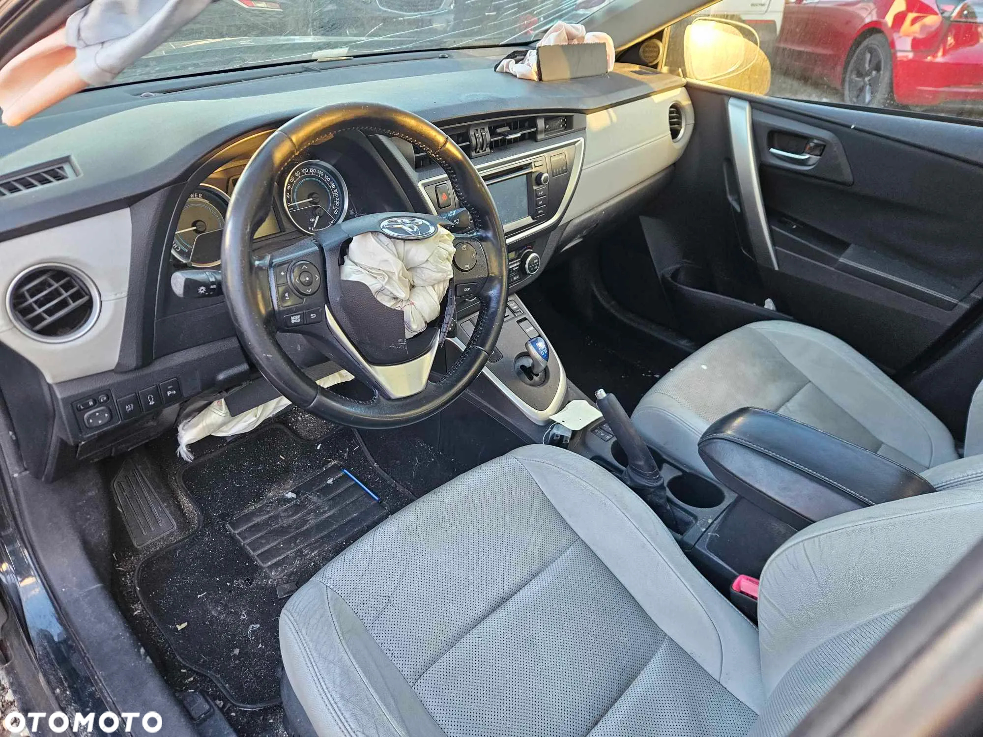 Toyota Auris 1.8 VVT-i Hybrid Automatik Edition S+ - 18