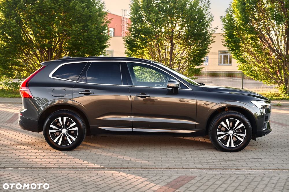 Volvo XC 60 B4 D AWD Momentum Pro - 15