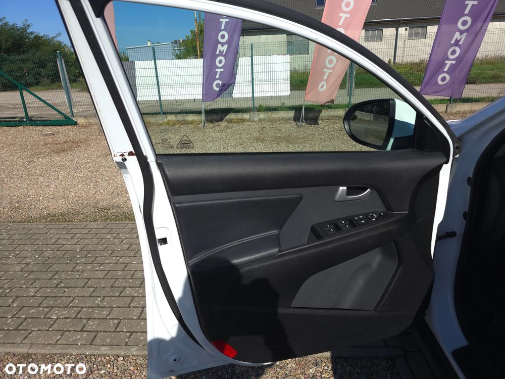 Kia Sportage 2.0 GDI L 2WD - 17