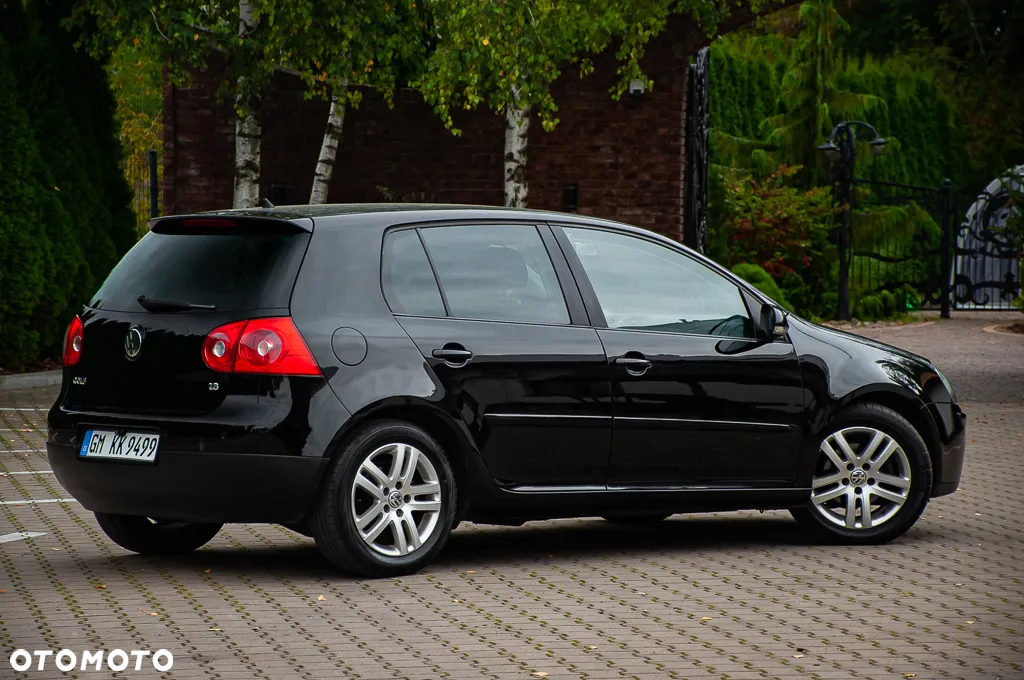 Volkswagen Golf 1.6 Comfortline - 17