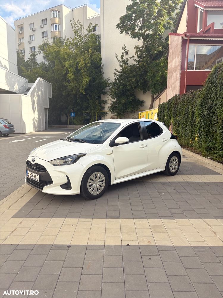 Toyota Yaris 1.5 VVT-i HSD Active - 4