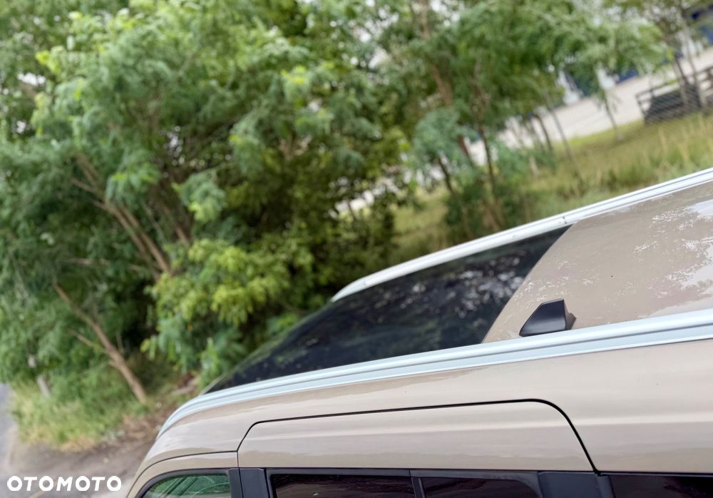 Ford Tourneo Connect Grand - 5