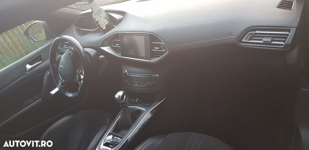 Peugeot 308 - 12