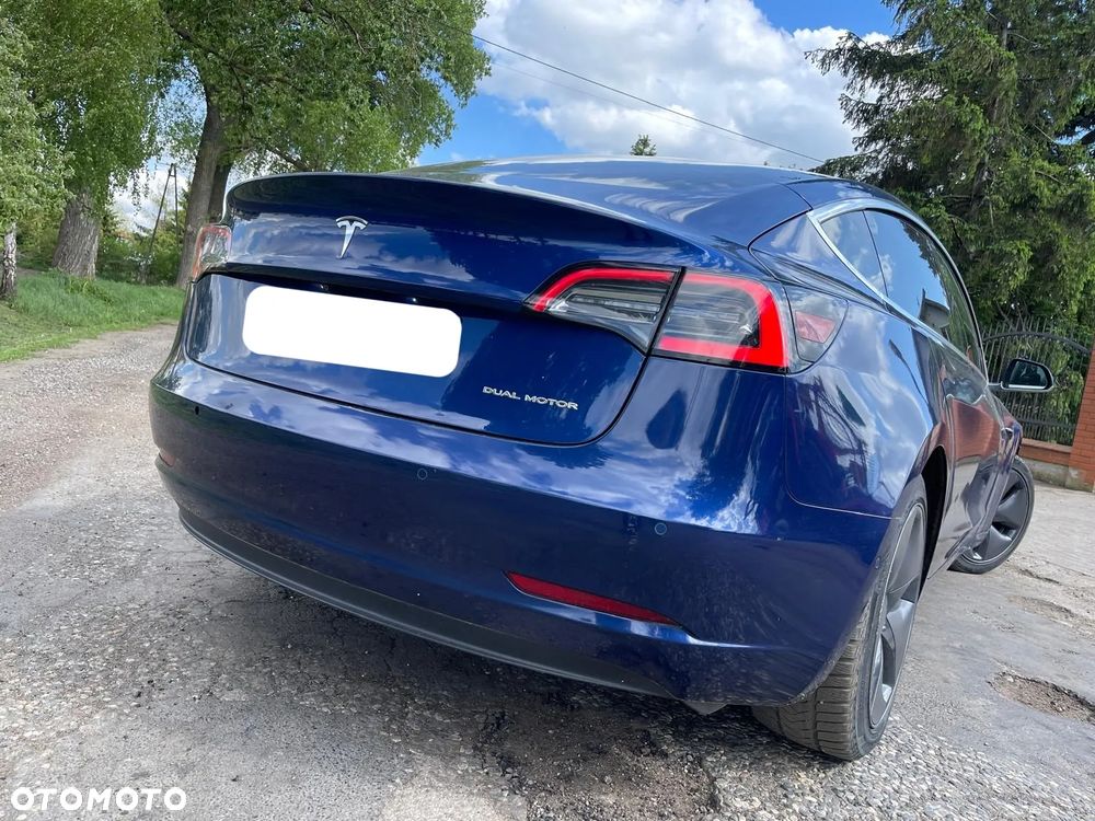 Tesla Model 3 Premium Langstreckenbatterie AWD Dual Motor - 2