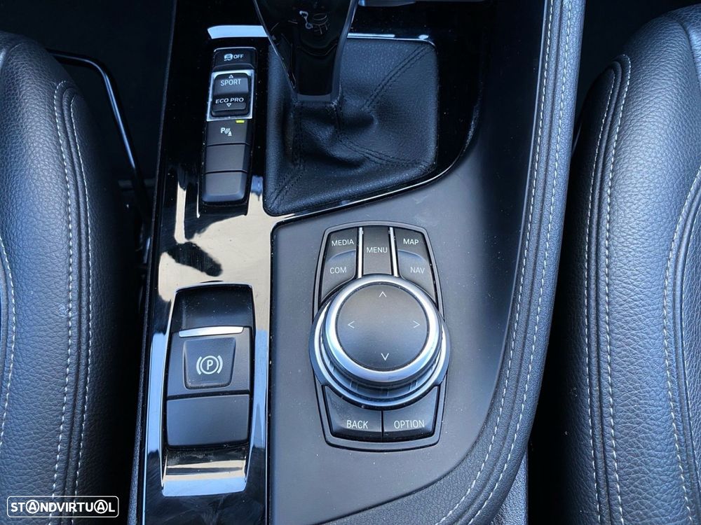 BMW X1 16 d sDrive xLine Auto - 12