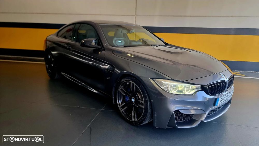 BMW M4 Auto - 5