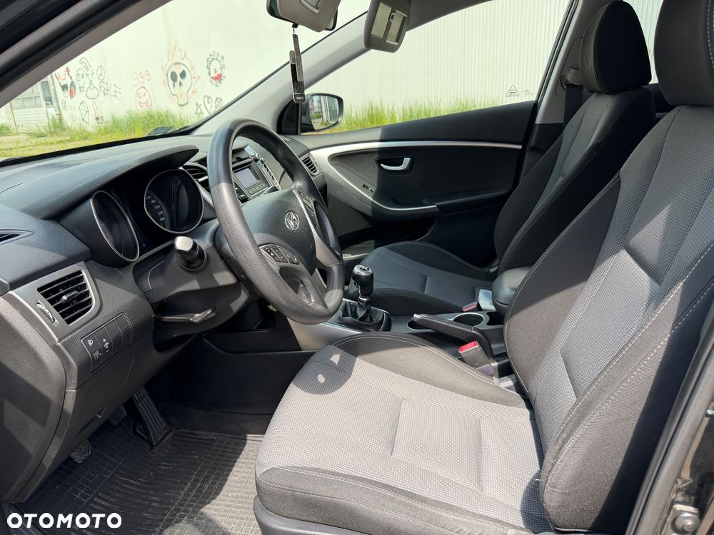 Hyundai i30 1.4 Classic - 32