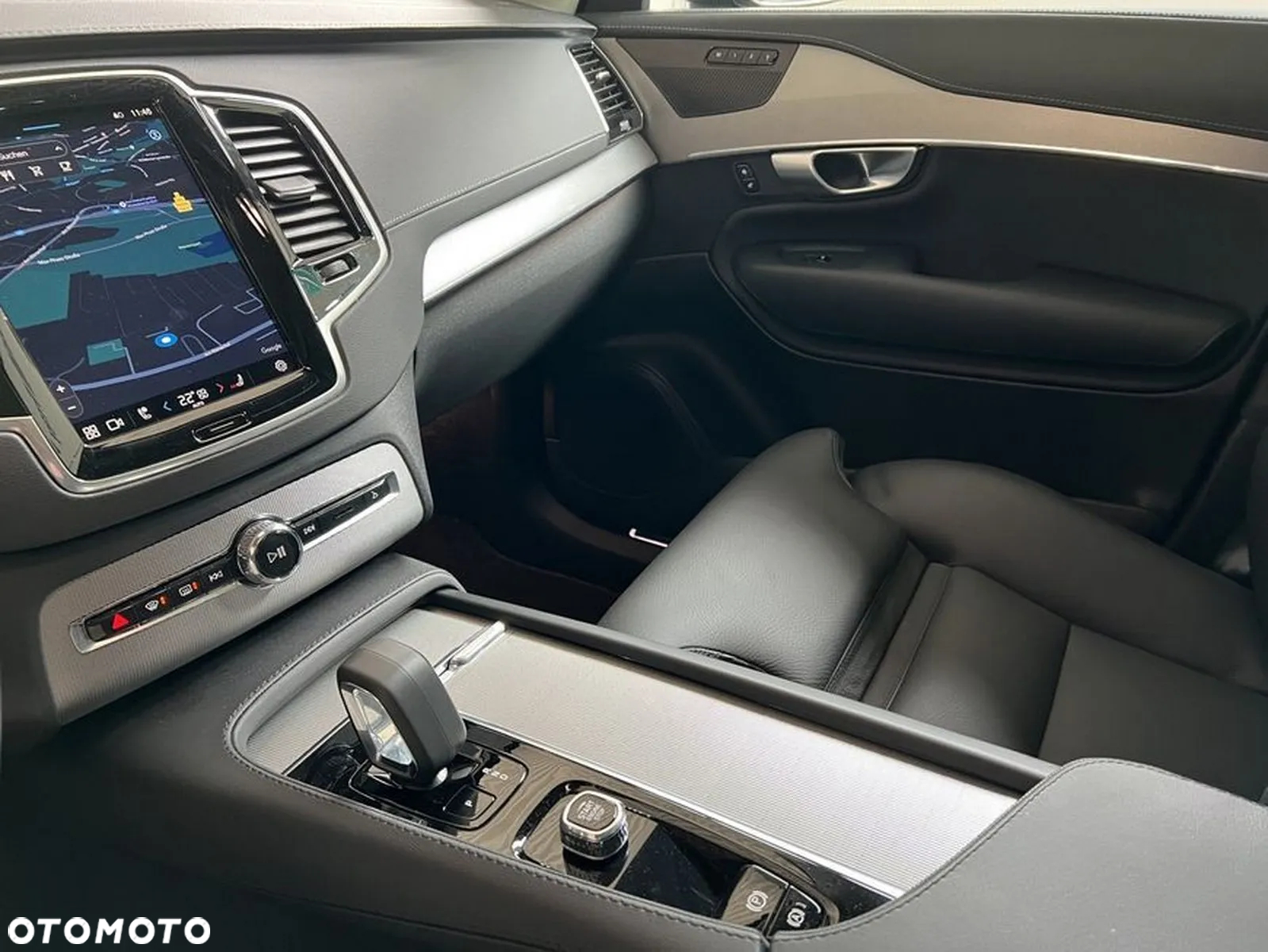 Volvo XC 90 B5 D AWD Plus Bright - 34