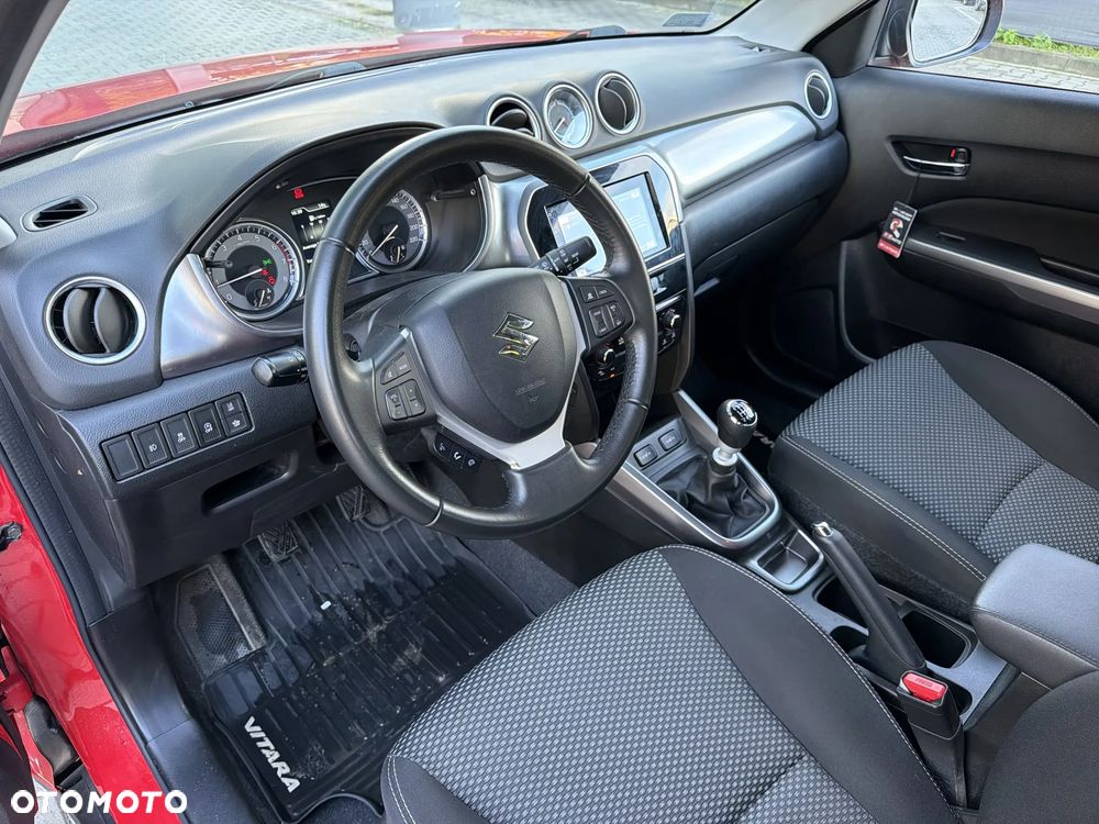 Suzuki Vitara 1.4 Boosterjet SHVS Premium 2WD - 11