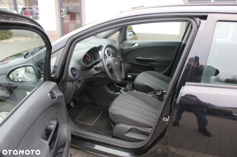 Opel Corsa - 26