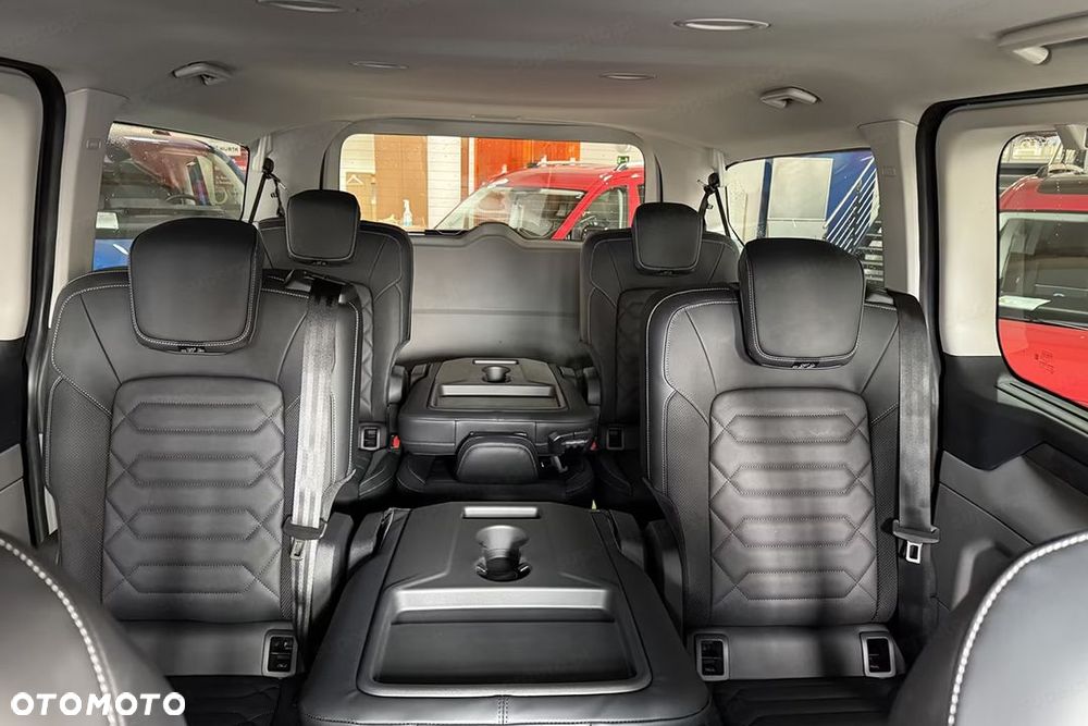 Ford Tourneo Custom - 7