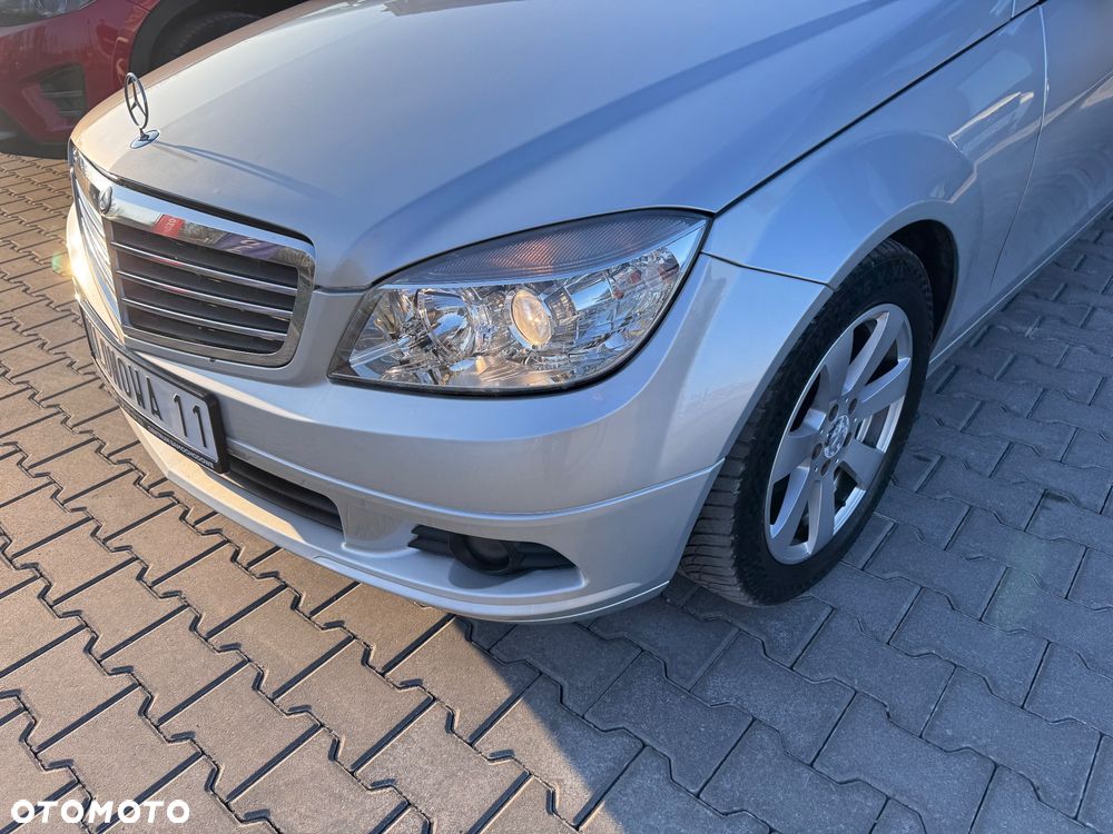 Mercedes-Benz Klasa C 220 CDI DPF Automatik Elegance - 4