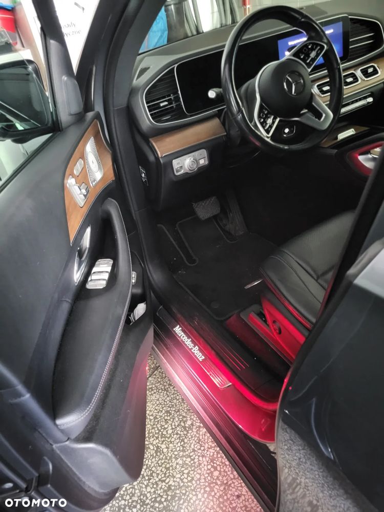 Mercedes-Benz GLE - 22