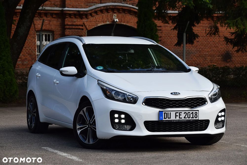 Kia Ceed 1.6 CRDi 136 DCT ISG GT Line - 1