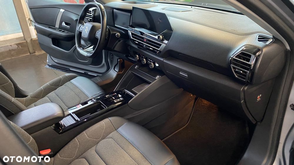 Citroën C4 BlueHDi 130 Stop&Start EAT8 MAX - 17