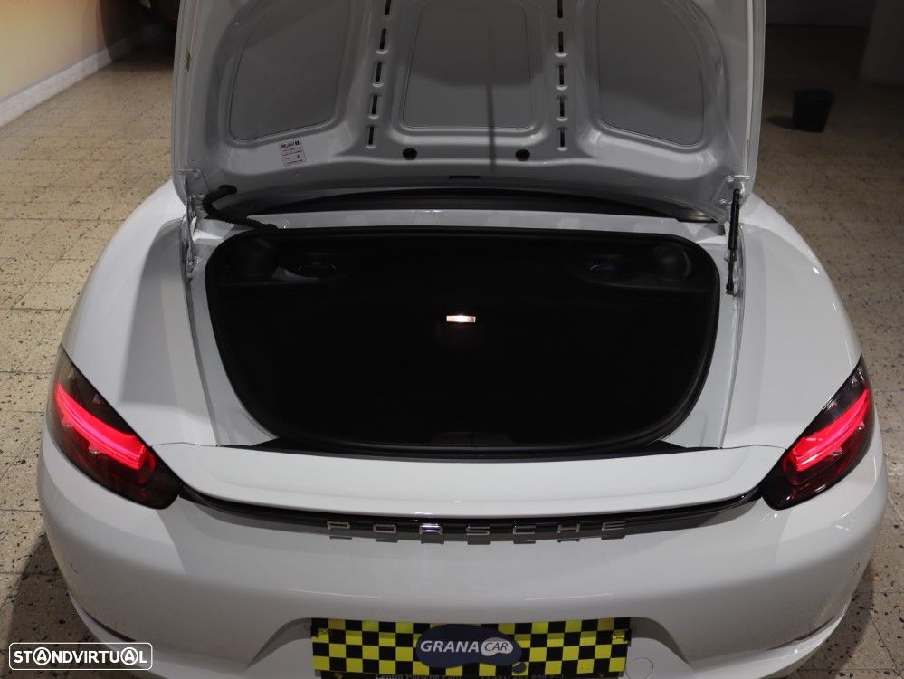 Porsche 718 Boxster PDK - 30