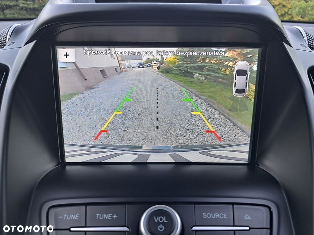 Ford Kuga 1.5 EcoBoost 2x4 ST-Line - 23