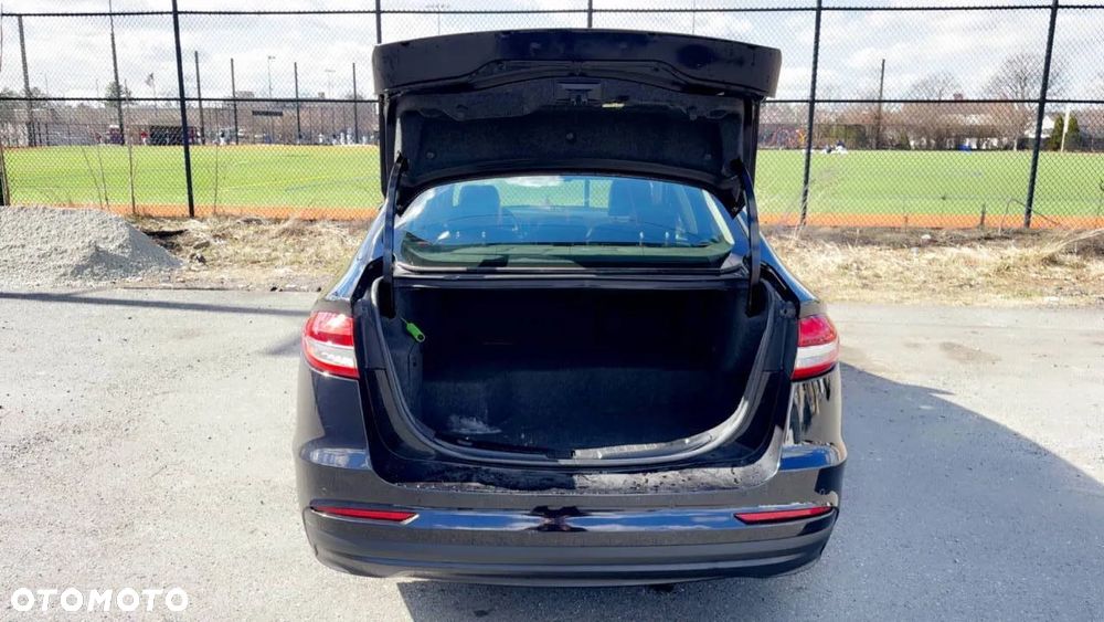 Ford Fusion 2.0 EcoBoost Titanium - 14