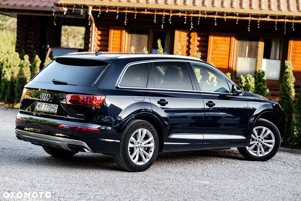 Audi Q7 - 11