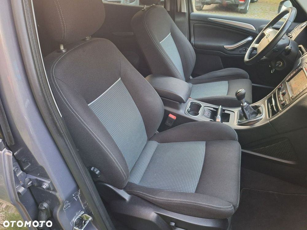 Ford S-Max 2.0 TDCi DPF Titanium - 15