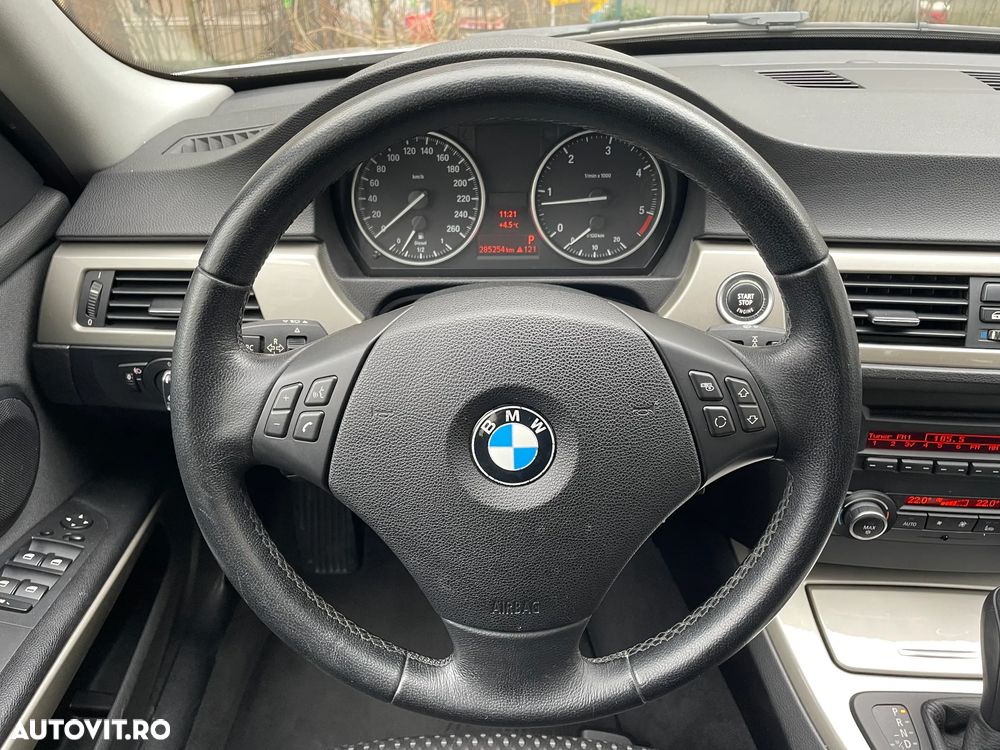 BMW Seria 3 - 18