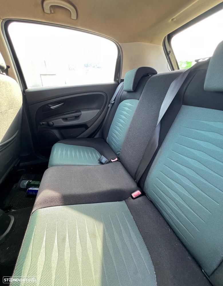 Fiat Grande Punto - 7