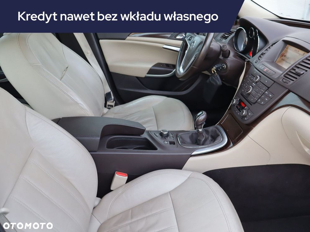 Opel Insignia - 11