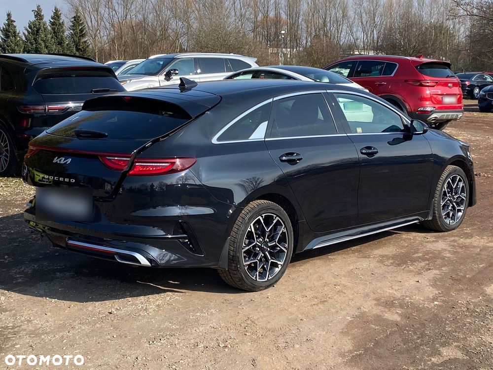 Kia ProCeed - 4