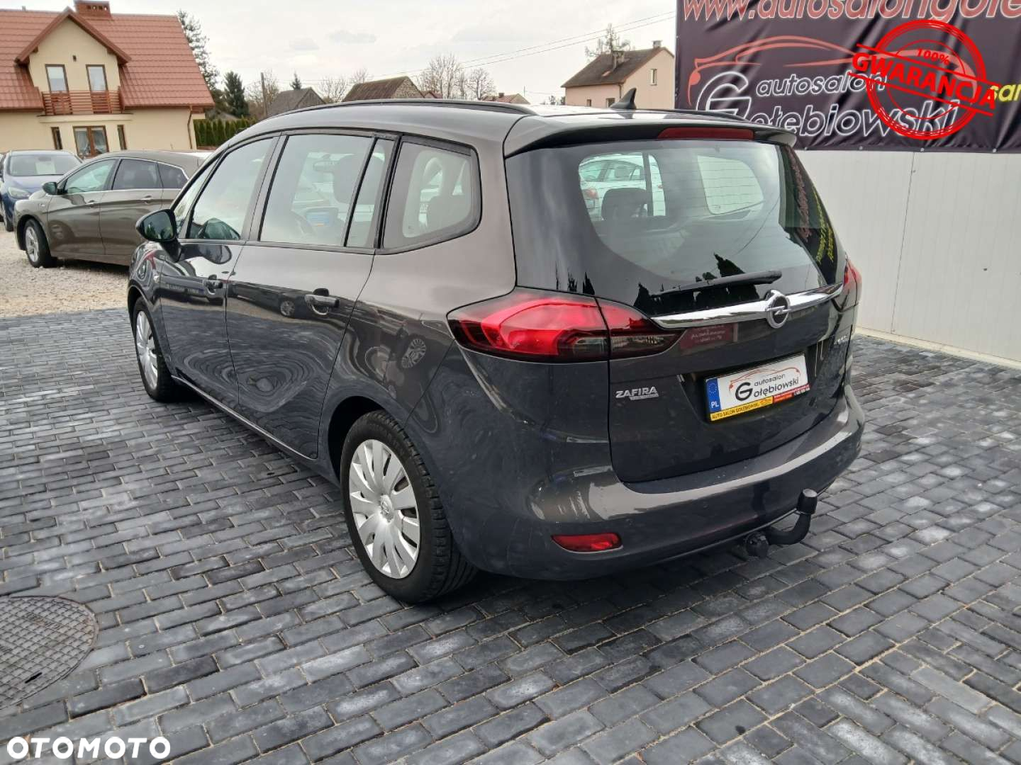 Opel Zafira - 10